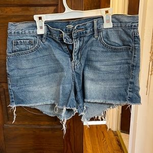 Mid rise demin shorts